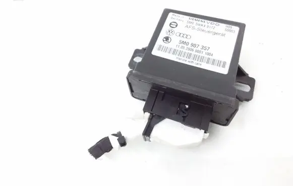 Volkswagen PASSAT B6 Light module LCM 5M0907357
