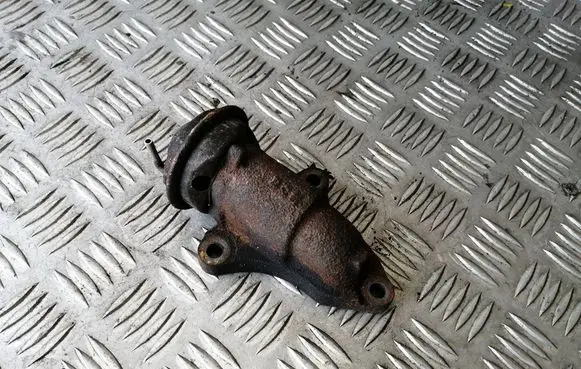 Toyota Yaris EGR valve 
