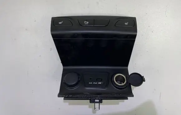 Hyundai ix35 Seat heating switch 846202Y900TAN ZM09N