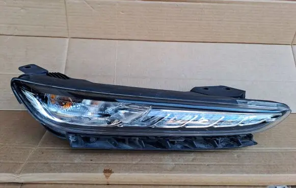 Hyundai Kona I LED Daytime headlight 92208j90