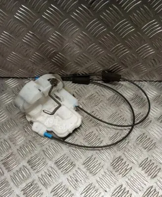 Subaru Legacy Front door lock
