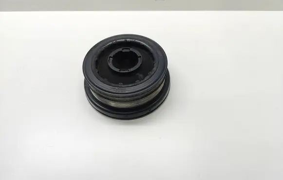 BMW 5 E60 E61 Crankshaft pulley 8511371 11238511371
