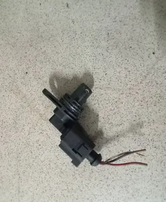 Volkswagen Golf IV Camshaft position sensor 036907601D A66GF30