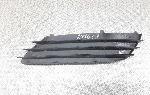 Opel Astra H Front bumper lower grill