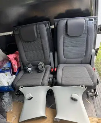 Volkswagen Sharan Third row seats 7N0