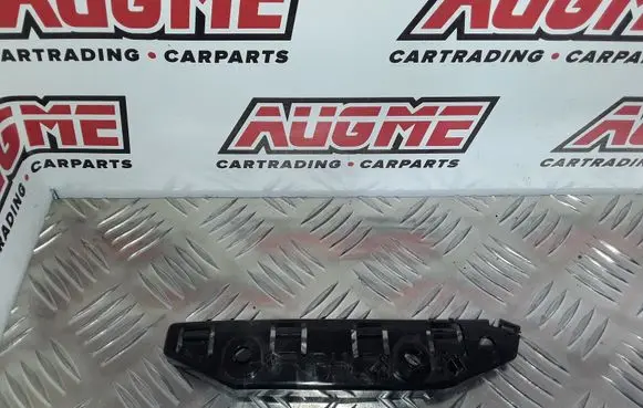 Tesla Model 3 Front bumper mounting bracket 108418200E