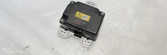 Voltage converter inverter