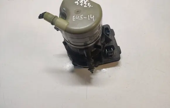 Volvo V60 Power steering pump 31387595
