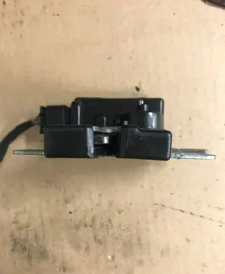 Tailgate/trunk/boot lock/catch/latch
