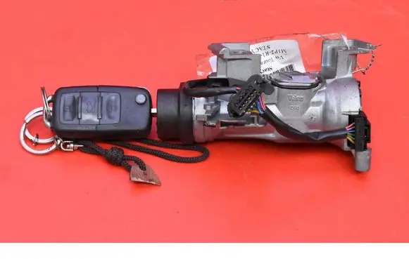 Volkswagen Touran I Ignition lock 1K0905851B