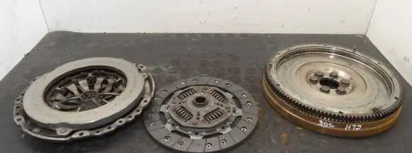 Audi A3 S3 8V Clutch set kit 04L141031B 04L141025C 04L105273