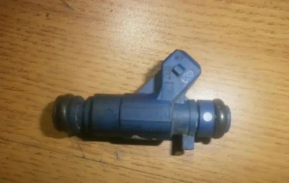 Citroen Xsara Picasso Fuel injector 0280155794