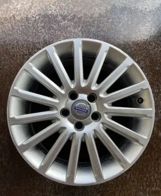 Volvo S80 R17 alloy rim 30666082