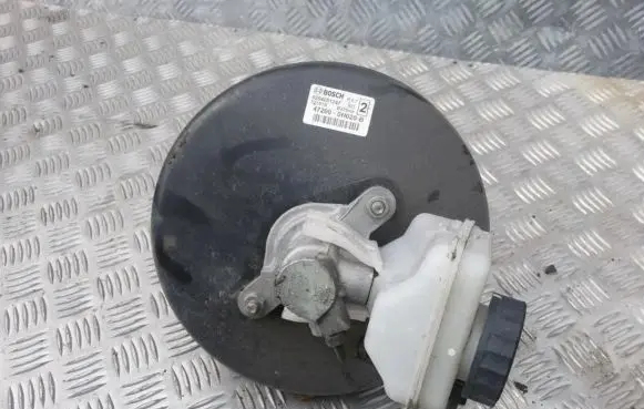 Toyota Aygo AB10 Brake booster 0204051247 47200-0h020b