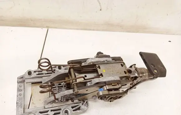 Audi A6 S6 C5 4B Steering wheel axle 4B0419502A