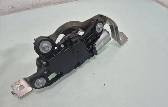 Ford Fiesta Rear window wiper motor 8A61A17K441AD