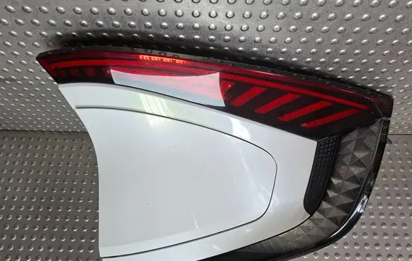 KIA EV6 Rear/tail lights S27725825 92402CV000