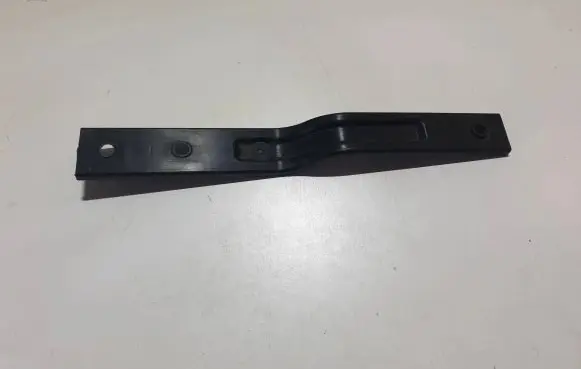 Ford Fusion II Radiator mount bracket DS738472AA EZ3RB E73RA