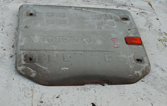Volvo XC90 (B) pillar trim (bottom) 