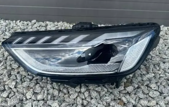 Audi A4 S4 B9 Headlights/headlamps set 030111723500 8W0941035E