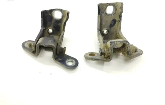Rear door hinge set
