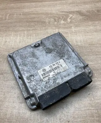 Volkswagen PASSAT B5 Engine control unit/module ECU 038906019A