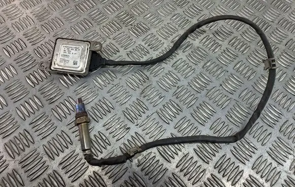 Mercedes-Benz GLC C253 Lambda probe sensor A0009058611