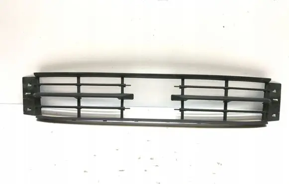 Skoda Fabia Mk3 (NJ) Front bumper lower grill 6V0853677A