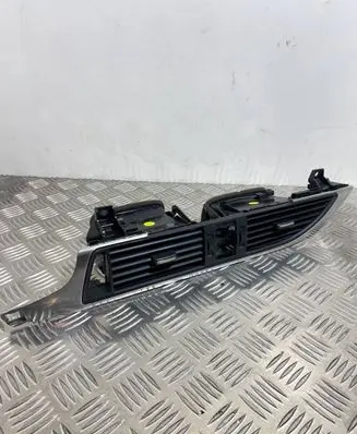 Audi A6 C7 Dash center air vent grill 4G1820951