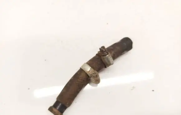 Toyota RAV 4 (XA30) Engine coolant pipe/hose 