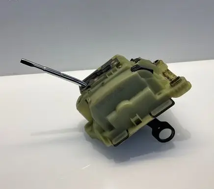 Mercedes-Benz C W203 Gear shifter/selector A2032676024 2032676024