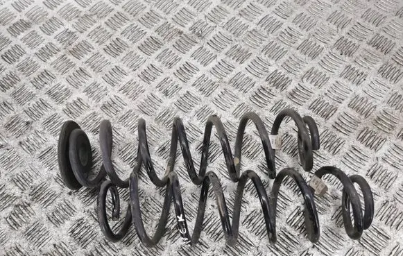 Volkswagen Golf VIII Rear coil spring 5Q0511115