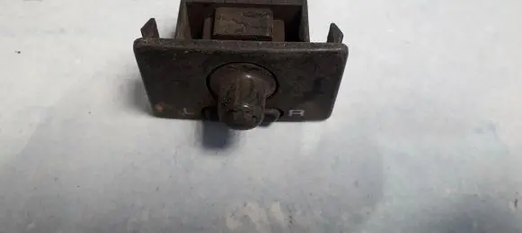 Nissan Almera Wing mirror switch