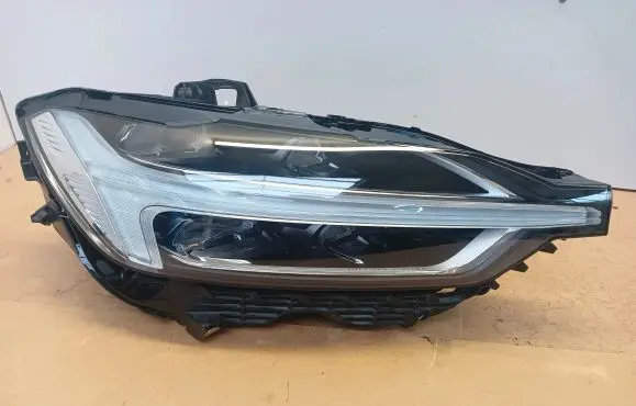 Volvo XC60 Headlight/headlamp 31420412