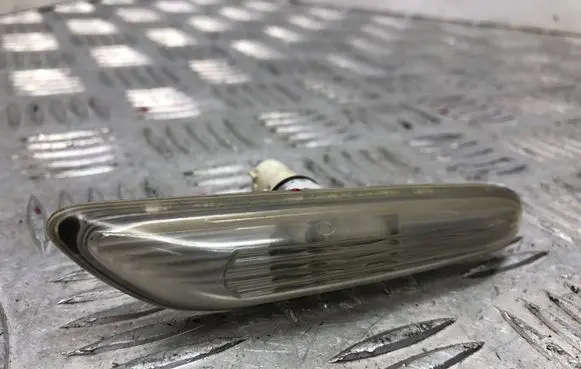 BMW 5 E60 E61 Front fender indicator light 4185L