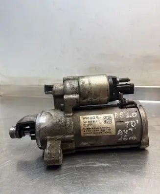 Audi A5 8T 8F Starter motor 04L911021 25112015 0001174404