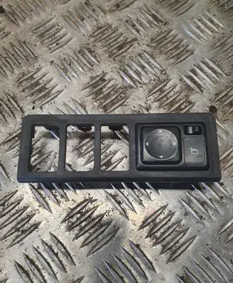 Nissan Murano Z50 Wing mirror switch