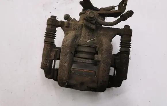 Opel Mokka Rear brake caliper