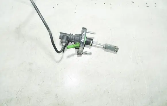 Toyota Avensis T270 Clutch master cylinder 3142002051A