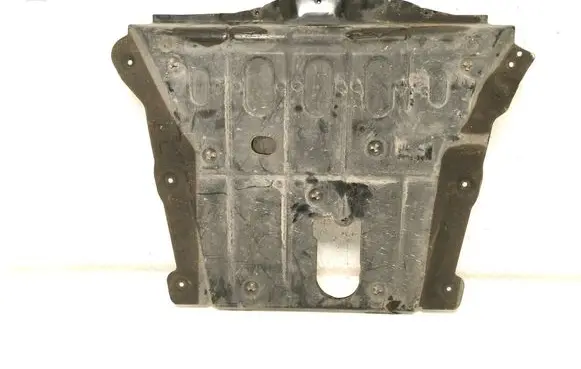 Dacia Duster II Engine splash shield/under tray 