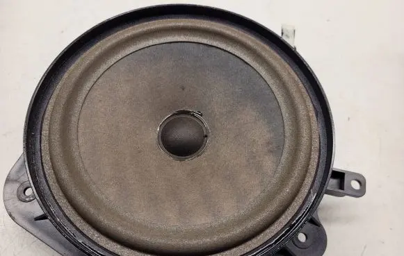 Audi A3 S3 8P Front door speaker 8P0035411 7606500214