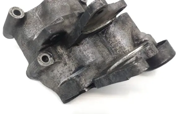 Generator/alternator bracket