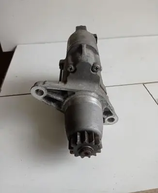 Toyota Sienna XL30 III Starter motor 281000A011 TN4280001082