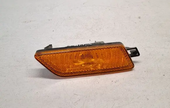 Porsche Macan (95B) Front reflector 95B945120