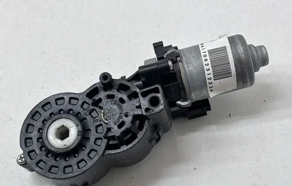 Toyota Highlander XU50 Seat adjustment motor A1706231223