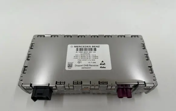 Mercedes-Benz C W204 Antenna control unit A1668202089 A1669027006 A1669009513