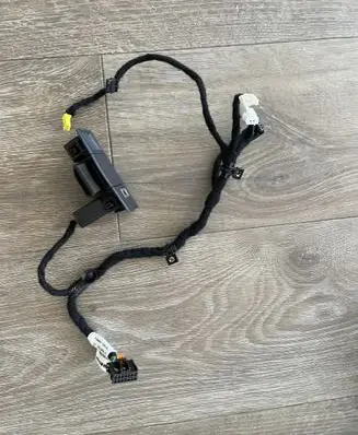 Peugeot 308 USB socket connector 9843611880 98313506VV