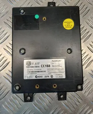 Volkswagen PASSAT B6 Bluetooth control unit module 3C0035729E 001040E8290F 052759093755454