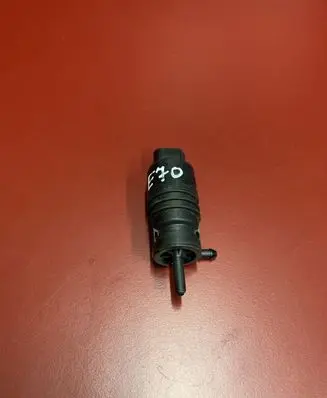 BMW X5 E70 Windscreen/windshield washer pump 6934160