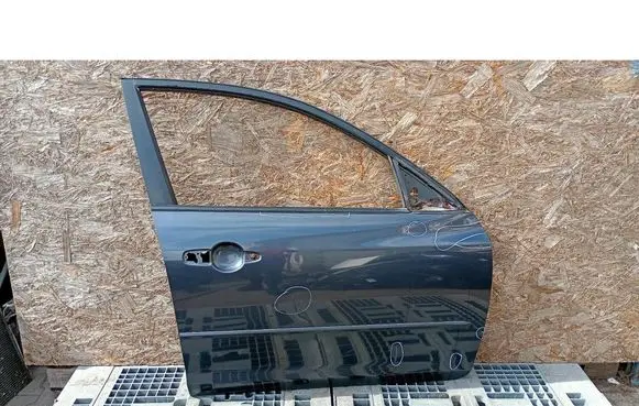Mazda 3 I Front door 